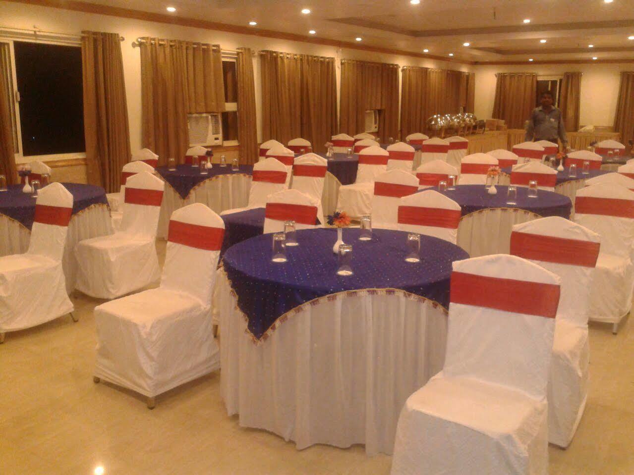 Hotel Seetal Cuttack Extérieur photo