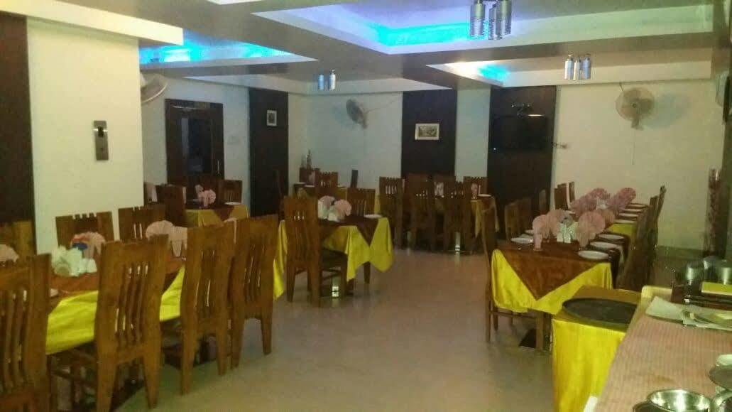 Hotel Seetal Cuttack Extérieur photo