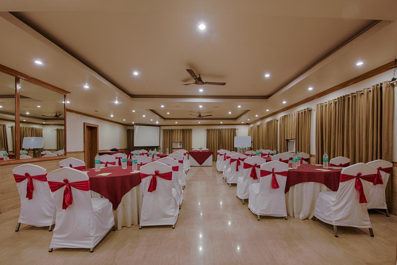 Hotel Seetal Cuttack Extérieur photo