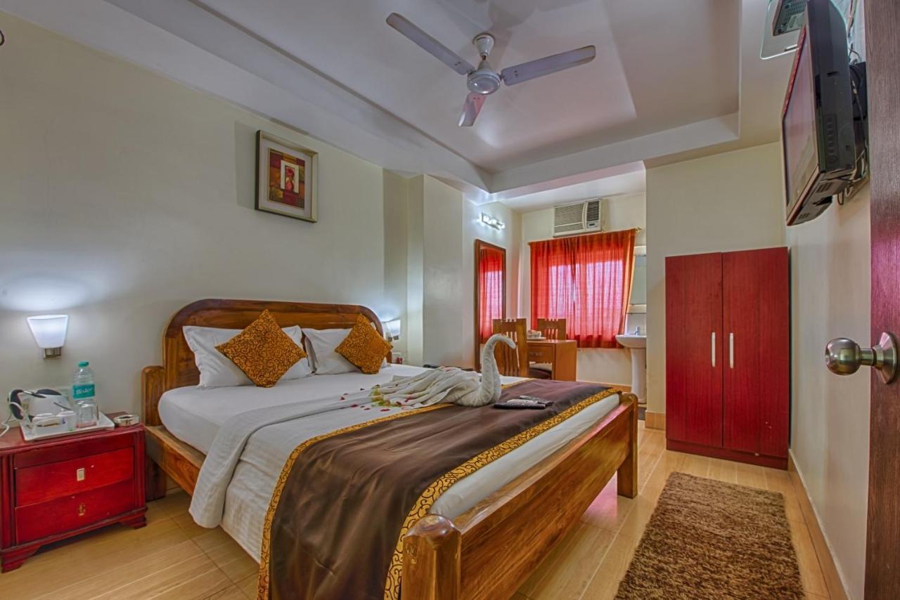 Hotel Seetal Cuttack Extérieur photo