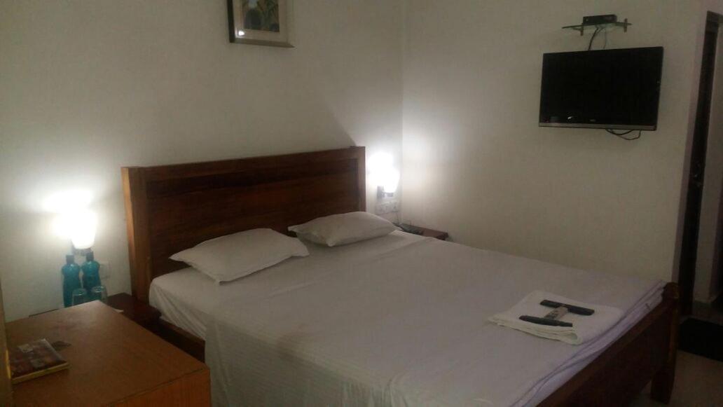 Hotel Seetal Cuttack Extérieur photo